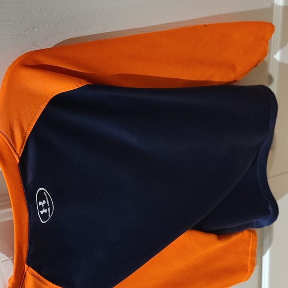 Two Boys Under Armour boys long-sleeved shirts, size 6 - Picture 6 of 6